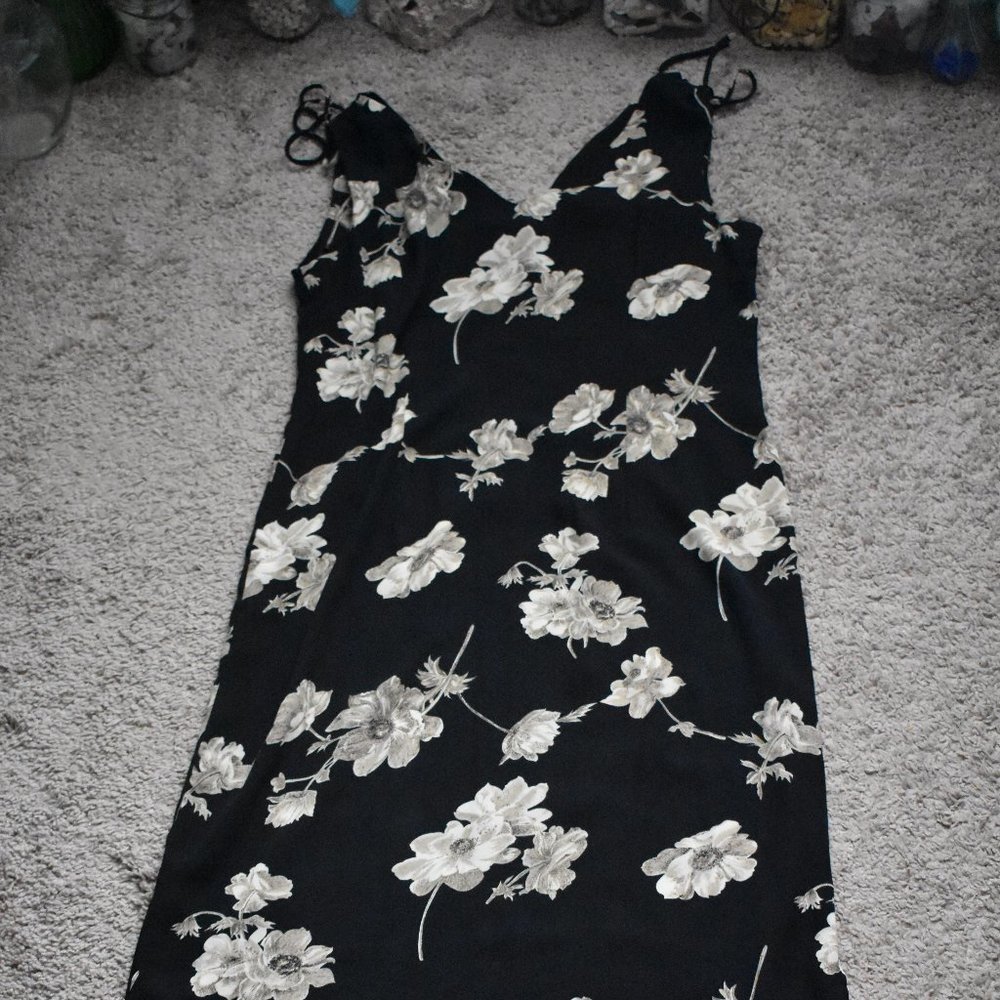 R&K Originals- Black with Tan Flowers Dress